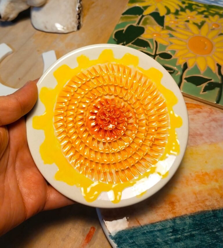 TALLER EXPERIENCIA DE PINTURA SOBRE CERÁMICA